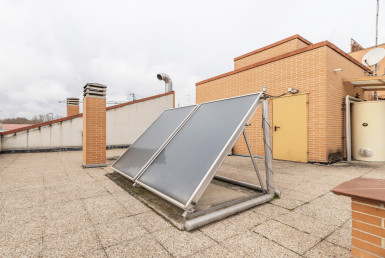 Ventajas de placas solares en ático